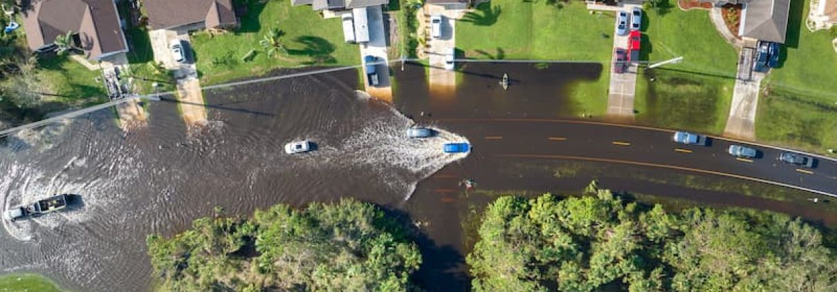 florida neighborhood being inundated with storm surge.